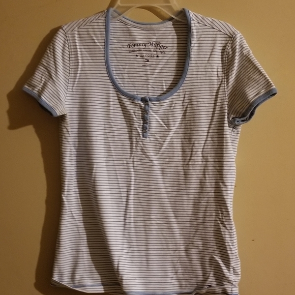 Tommy Hilfiger  small - Picture 1 of 3